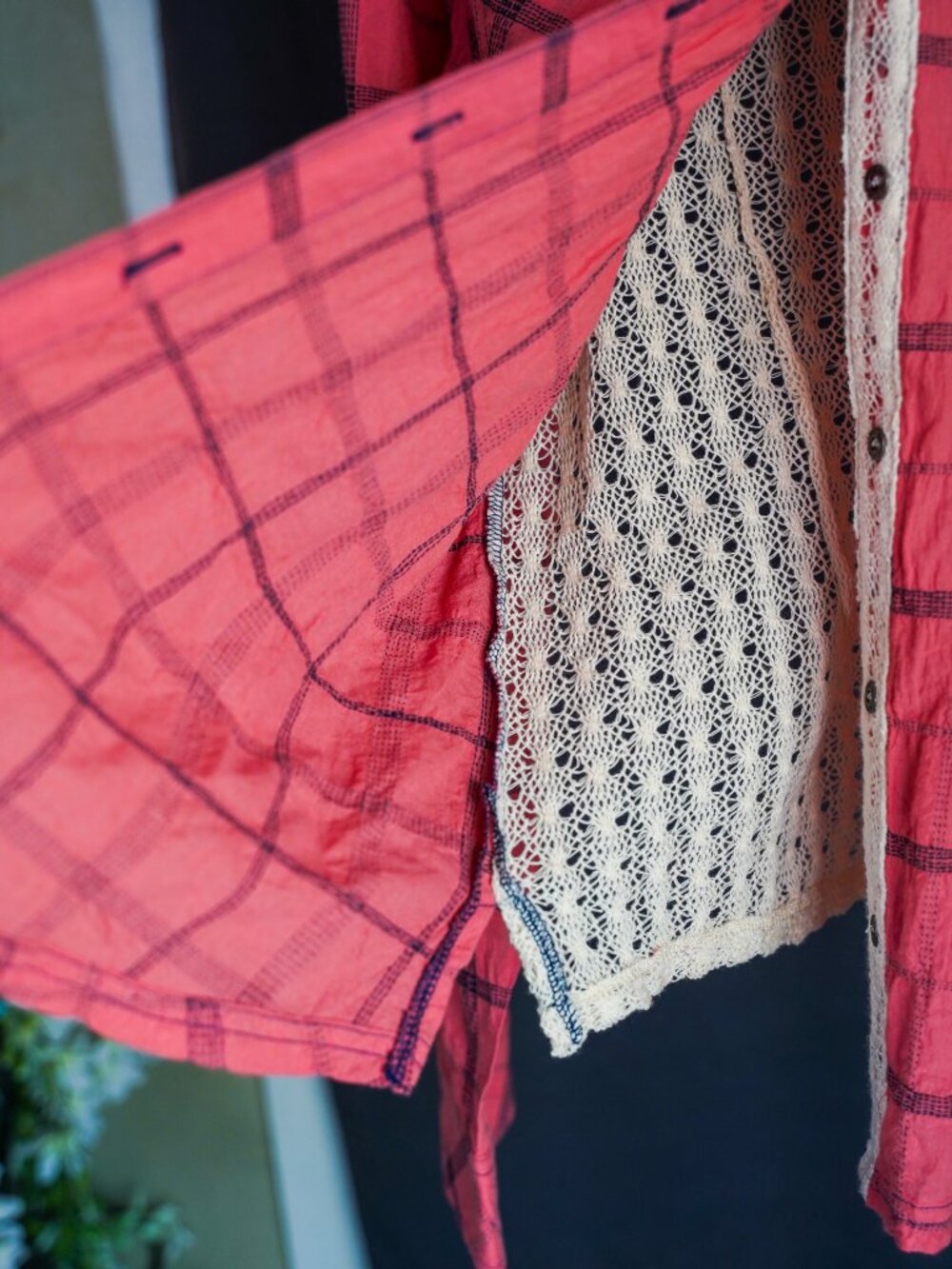 Miss Me Women's Coral Plaid Western Lace Trim Button Up Shirt Large - Picture 11 of 14